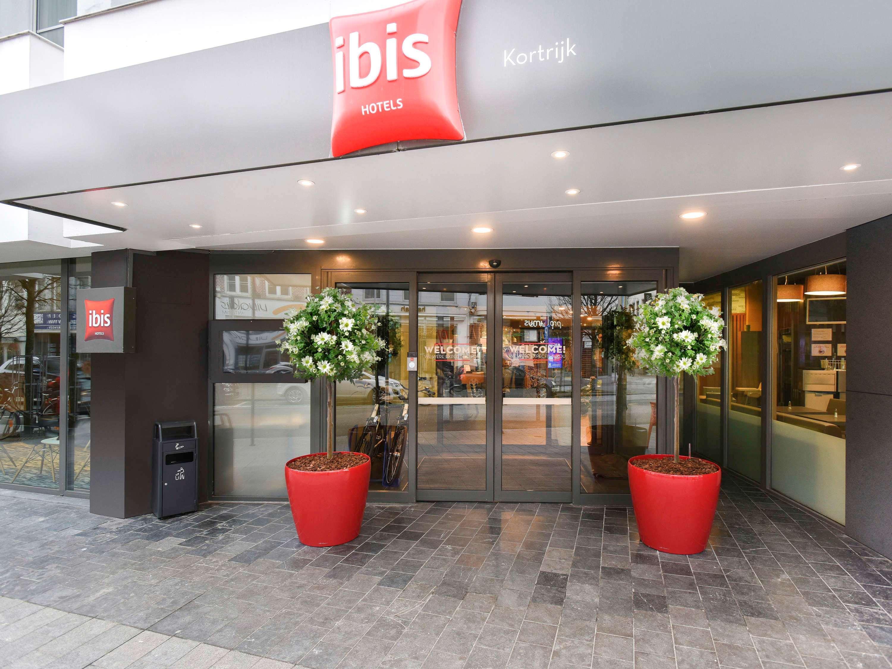 Ibis Kortrijk Centrum מראה חיצוני תמונה